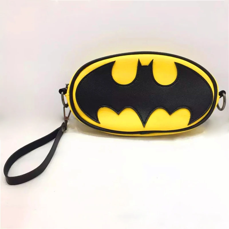 Бэтмен Курьерские сумки супер герой Капитан Америка Дэдпул логотип печати кожаный мешок bolsa feminina Для мужчин Для женщин подарки круглые сумки