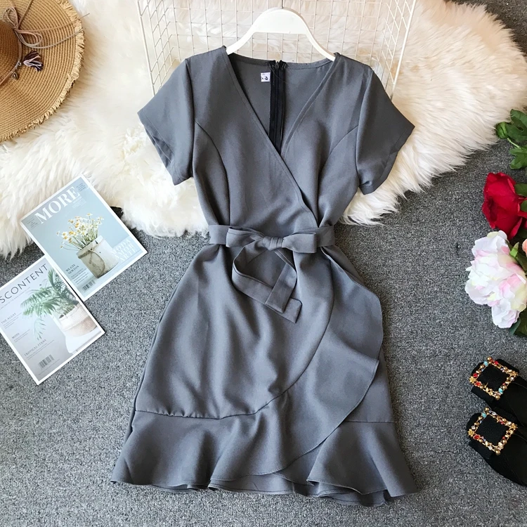 Женское винтажное короткое платье ALPHALMODA асимметричное гофрированное с поясом V