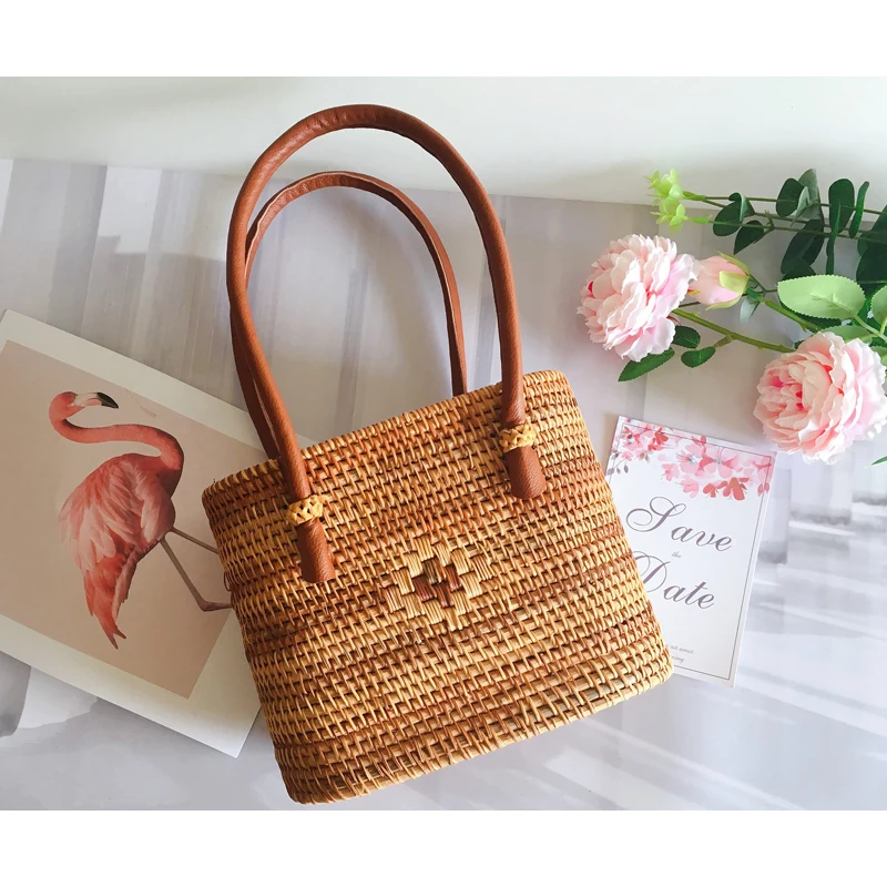 

Hot Vietnamese Imported Rattan Bag Tote Bali Travel Handbag Fashion Designer Retro Bucket Bag Handmade Woven Handbag For Women