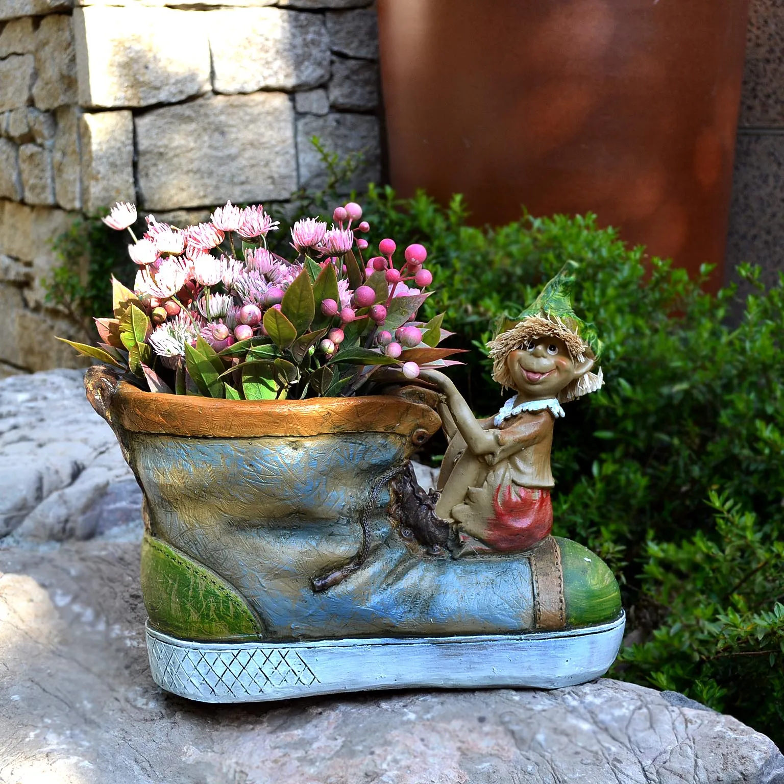 

Outdoor creative lawn villa courtyard clown shoes garden landscape balcony decoration fleshy flower pot animal ornaments