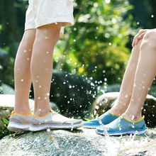 Летняя женская противоскользящая обувь; быстросохнущие кроссовки; спортивные сандалии; дышащая обувь на плоской подошве; пляжная обувь для влюбленных