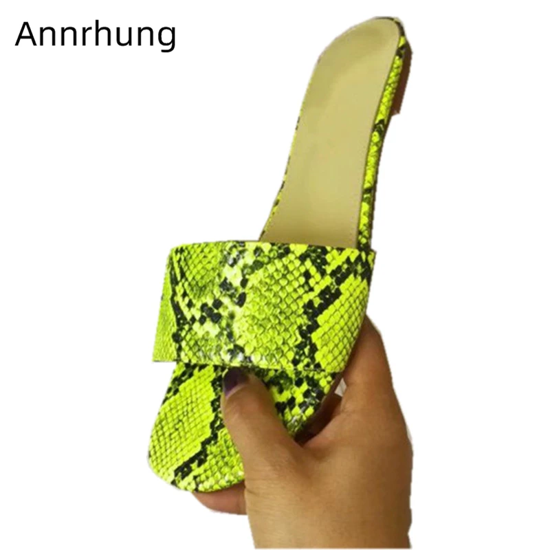 

Fluorescent Green Serpentine Flat Slippers Women Summer Flats Shoes Woman 2019 New Sexy Open Toe Beach Slides De Mujer