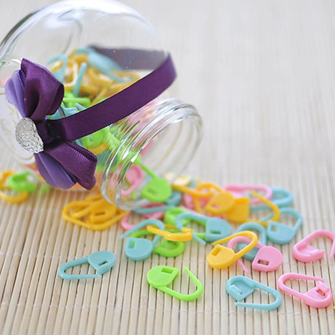 100pcs Knitting Plastic Crochet Craft Locking Stitch Needle Clip Markers Hot!