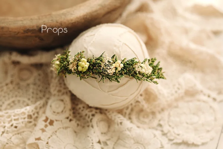 Christmas headwear ~little red balls~ real dried flowers series ~ baby photo hair ornaments newborn photography props headbands