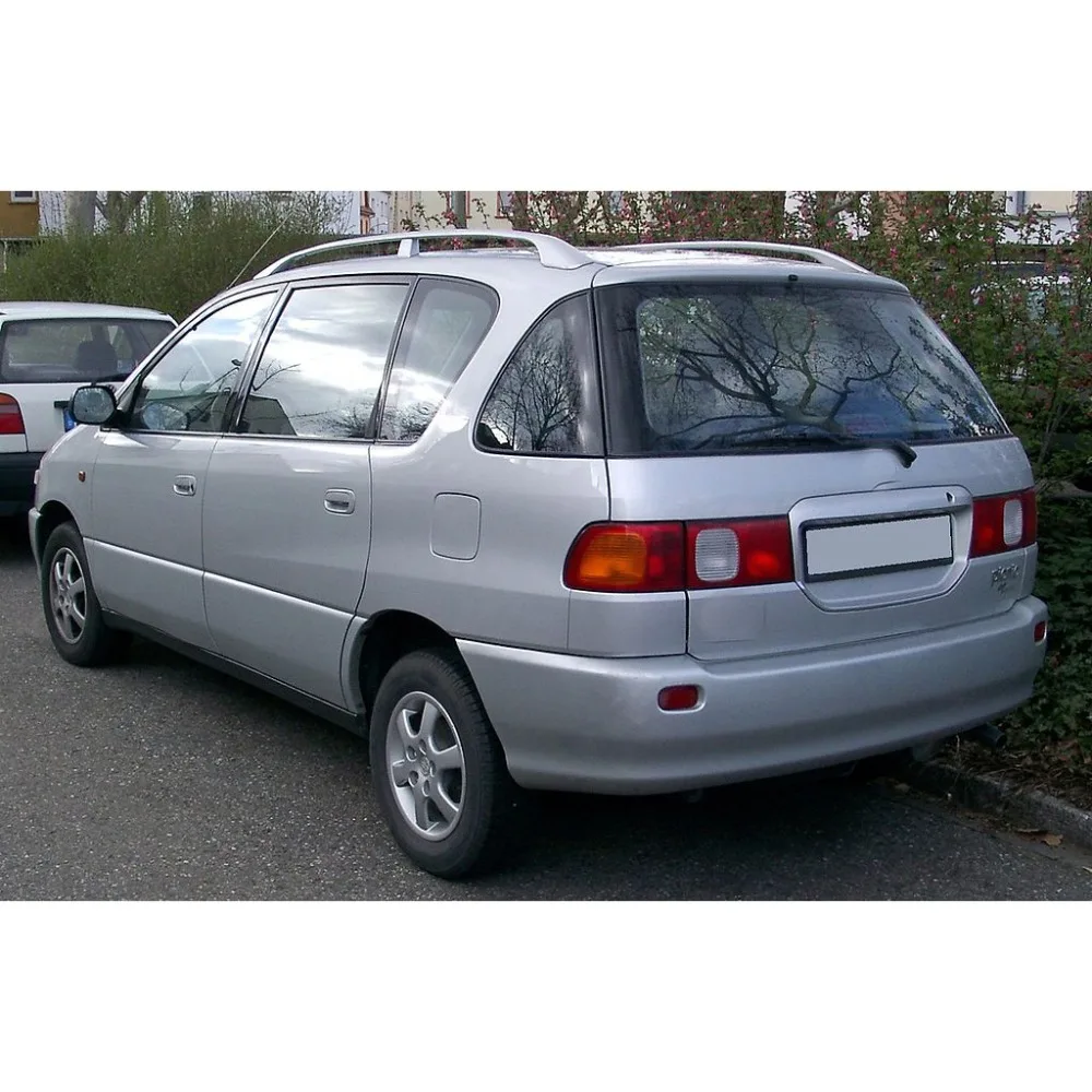 1024px-Toyota_Picnic_rear_20080318 