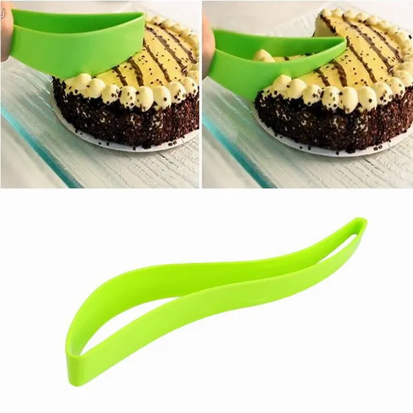 

1 Piece New Cake Pie Slicer Sheet Guide Cutter Server Bread Slice Knife Kitchen Gadget