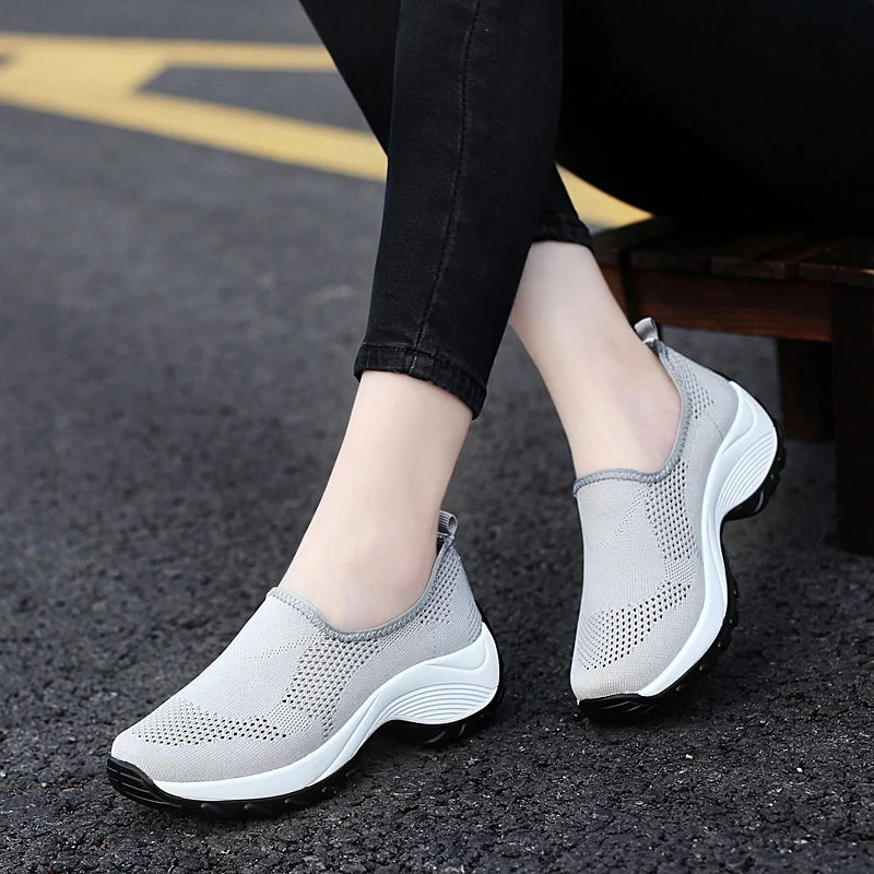 TKN Женская прогулочная обувь нескользящие дышащие сетчатые кроссовки Женская Удобная уличная спортивная обувь Высокое качество Прогулочные кроссовки