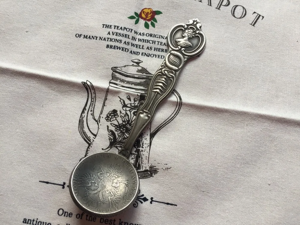 

1725 Russia COINS SPOONS