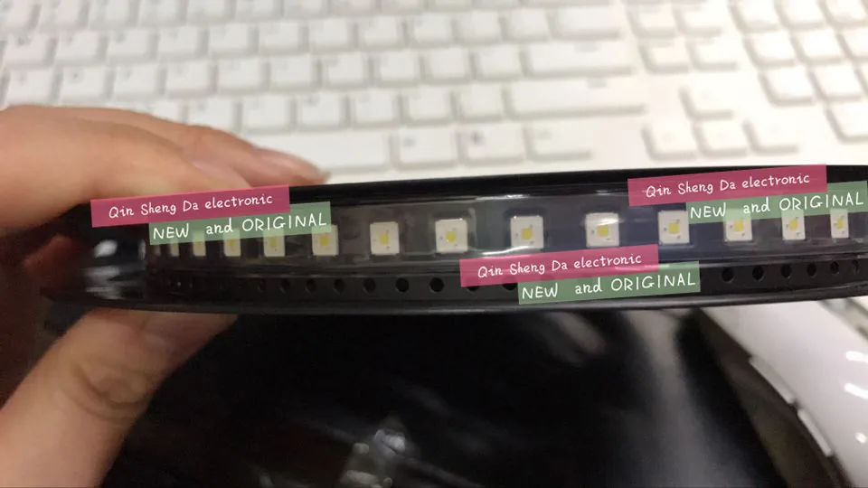 

700PCS FOR LED Backlight Flip-Chip LED 2.4W 3V 3535 Cool white 153LM LCD Backlight for TV TV Application