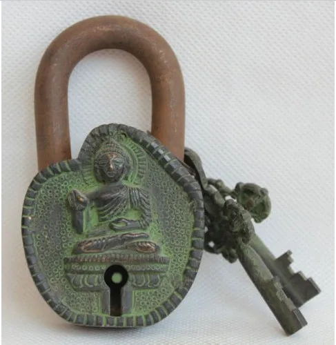 

Metal Crafts Tibetan Bronze Buddhism Seat Shakyamuni Buddha Statue Lock With Key Statue fast SHIPPING