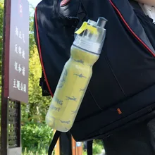 700 ml Deportes de La Moda Botella de Spray de Agua de Doble Uso Portátil Aislamiento De Plástico Botellas de Agua de La Bicicleta Hervidor de Agua Al Aire Libre