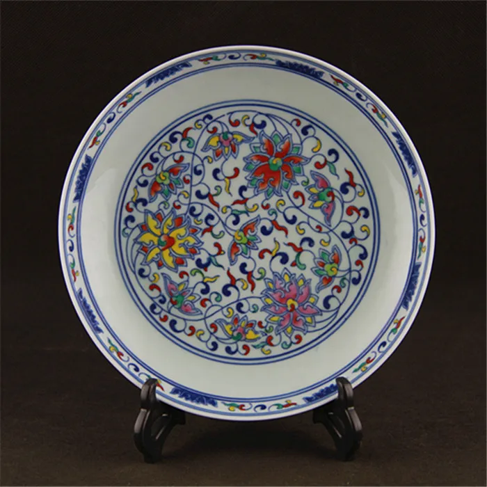 

Yong Zheng's hand painted blue and white glaze with lotus branches pattern porcelain plate Jingdezhen antique collection