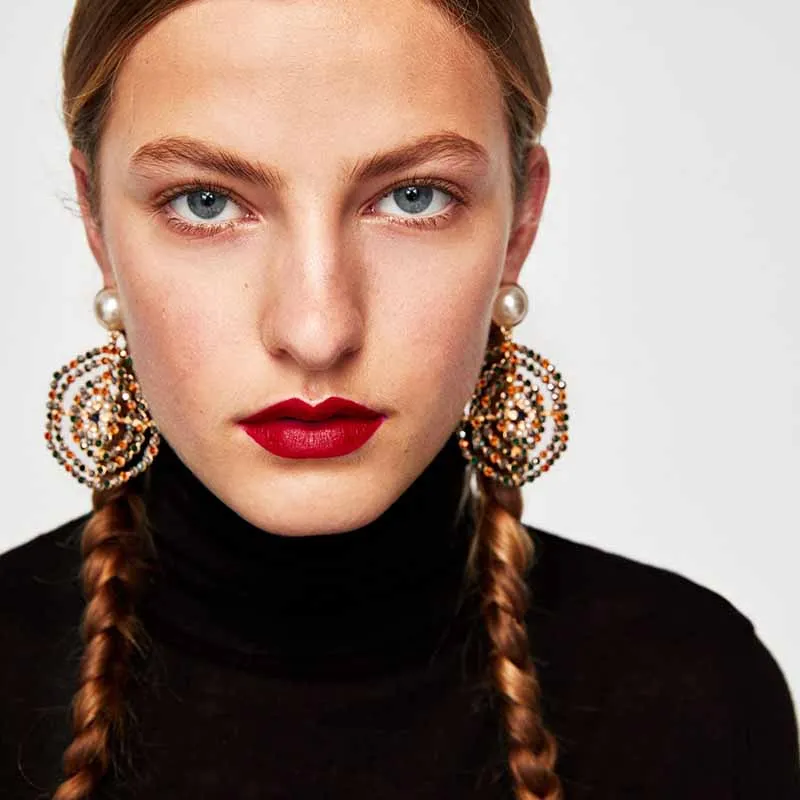 

Dvacaman Hot Sale Luxury Bohemian Wedding Simulated Pearl Earrings Women Multi Color Shiny Dangle Drop Earrings Wholesale OO63