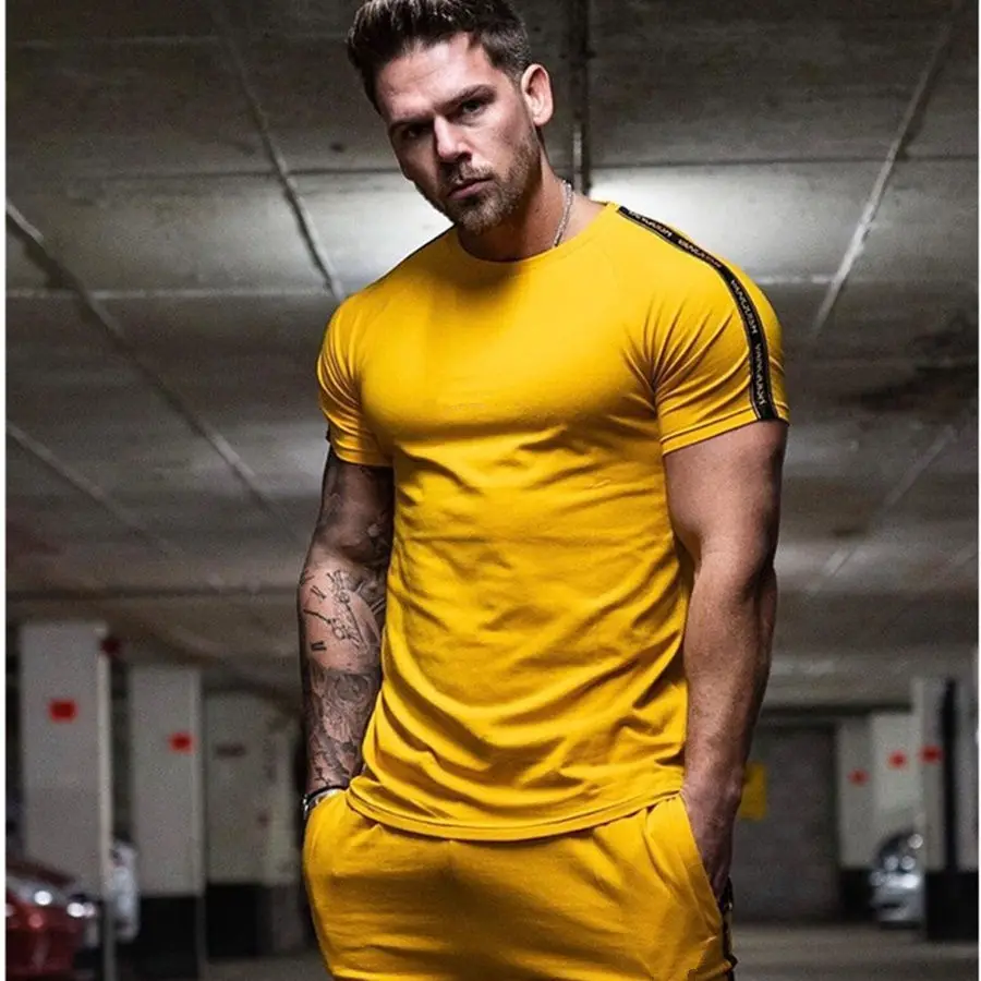 

Men Cotton Short sleeve T-shirt Casual Fashion Slim Yellow t shirt Gyms Fitness Workout Tees Tops Male Summer Crossfit Clothing