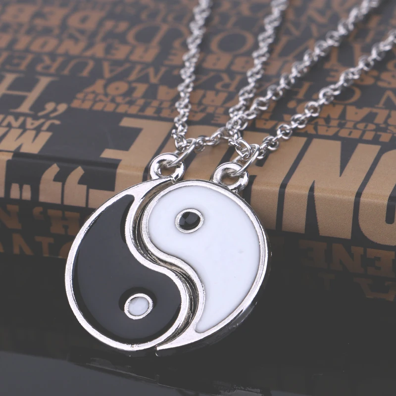 Bespmosp-2PC-Set-Gossip-Yin-Yang-Best-Friends-BFF-Charm-Jewelry-Party-Pendant-Necklace-White-Black