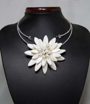 

shell flower pearl beads chocker necklace With MOP Shell
