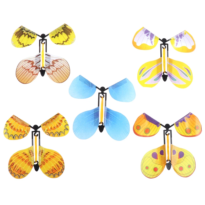 

1PCS Magic Butterfly flying Card Toy with Empty Hands Solar Butterfly Wedding Magic Props Magic Tricks