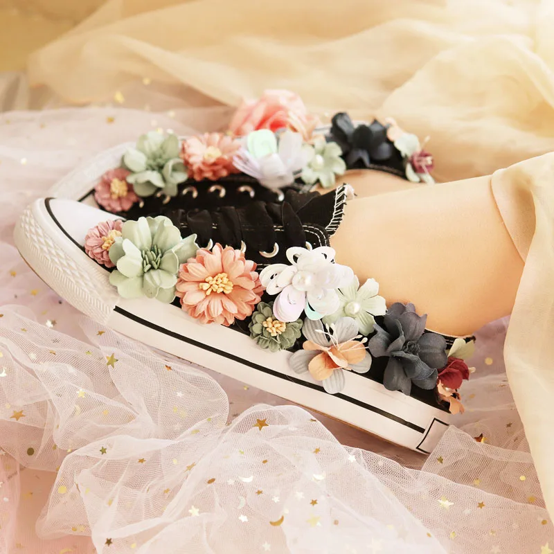 

Vabadus Shoes Woman Sneakers 3D Flowers Canvas Shoes Black White Loafers Comfort Lace-Up Casual Vulcanize Shoes for Women Flats