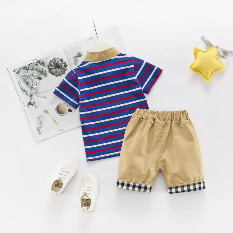 Комплекты летней одежды для маленьких мальчиков модные хлопковые топы в полоску+ короткие штаны для новорожденных спортивный костюм из 2 предметов для маленьких мальчиков, одежда для младенцев