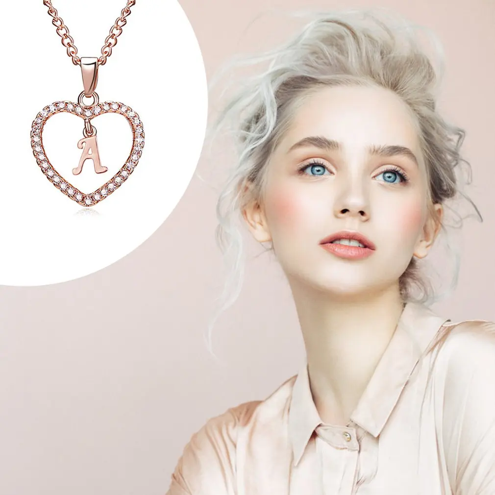 

Women's Simple Fashion Joker Necklace 26 Letters Cutout Zircon Letter Heart Heart Necklace Fashion Diamond Necklace Chain