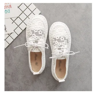 

Retro Sen embroidery net bread head sandals spring and summer new small fresh single shoes flat literary student shoes.