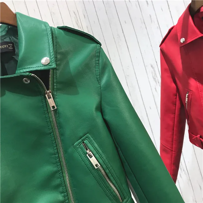 Весенняя женская куртка из искусственной кожи с поясом, пальто, классический воротник, короткая Пряжка, искусственная кожа, мотоциклетная куртка красного/зеленого цвета, пальто для женщин