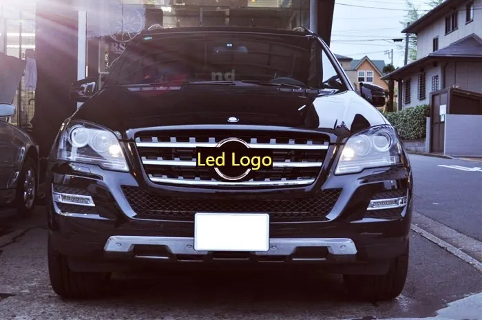 

Qirun Illuminated Car LED Light Front Grille Star Logo Hollow Emblem Badge for Mercedes Benz COUPE C350 C250