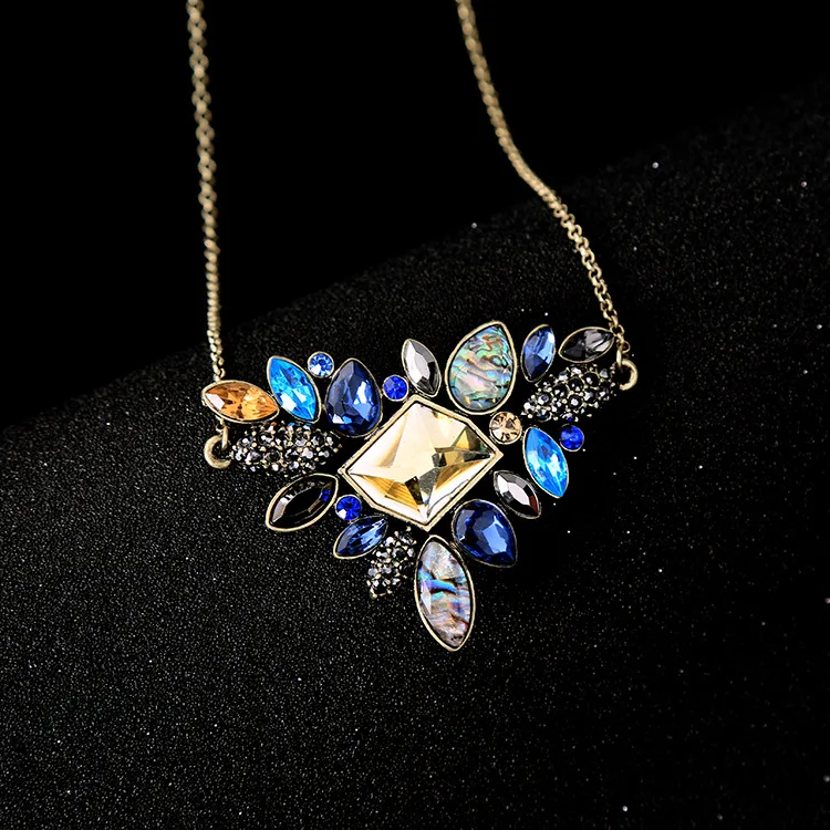 3734336564_1128138252