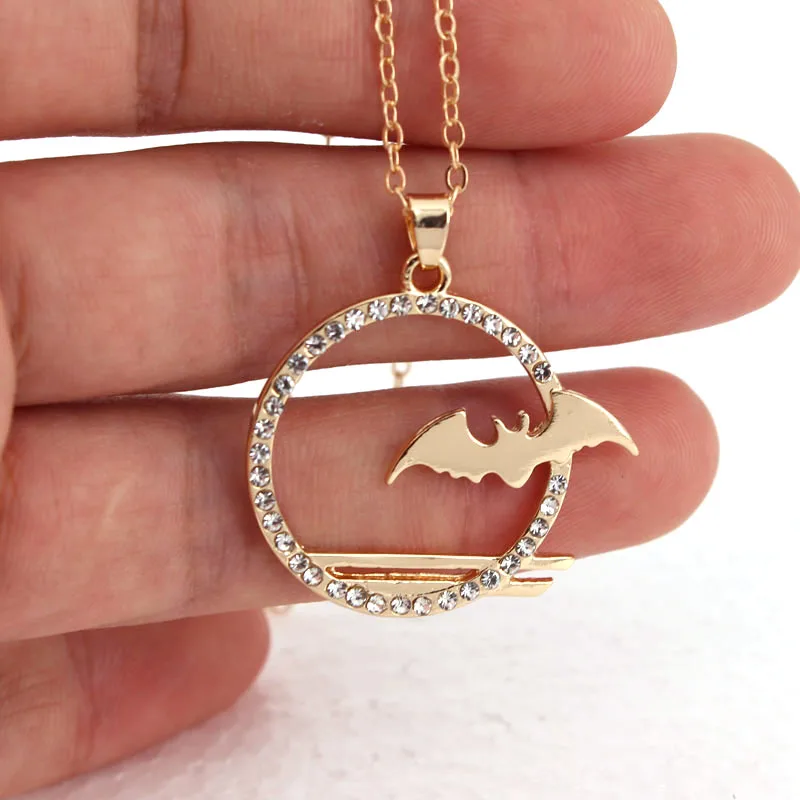 

hzew new cute bat Cloud and moon in night pendant necklace bat necklace gift