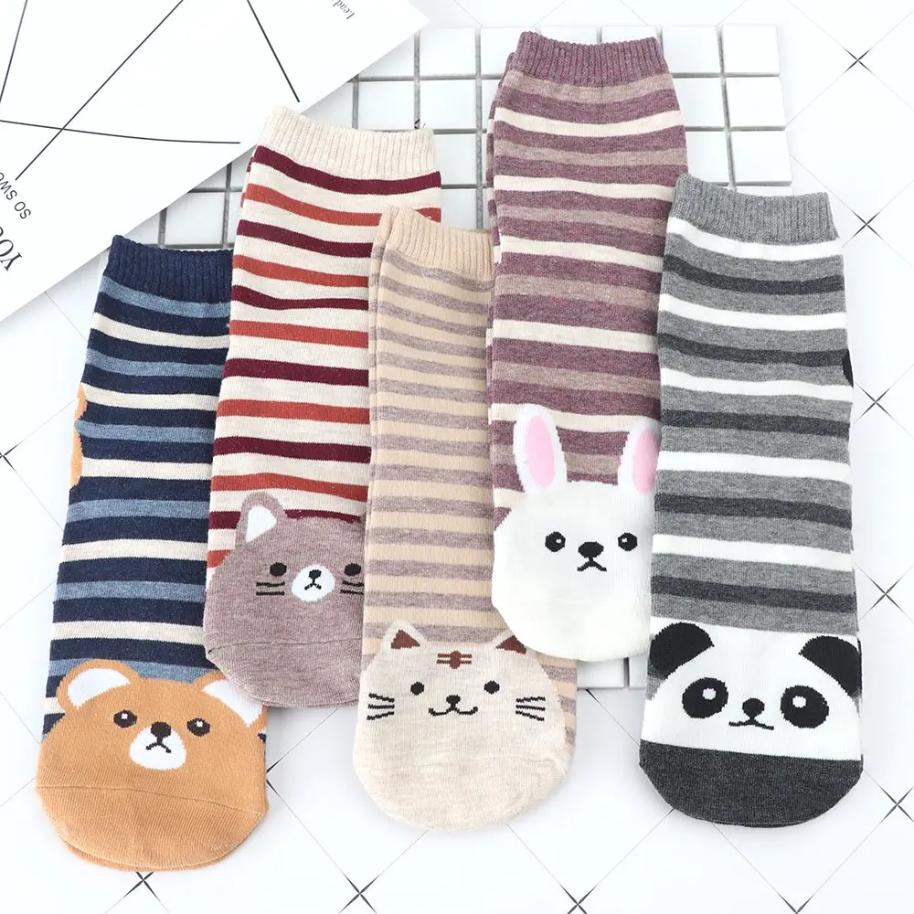 

Lovely Cartoon Animal Design Women Soft Cotton Socks Lady Casual Breathable Stretchy Sock Striped Sock Warm Footprints Sokken