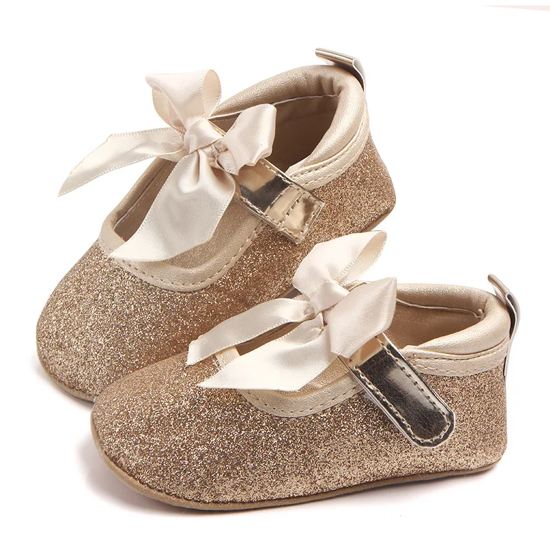 Для новорожденных Обувь для девочек лук противоскользящие кожаные Обувь для младенцев мягкая подошва Спортивная обувь милые Повседневная детская обувь 6-18 м