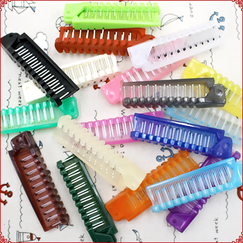 

1Pcs Comb Travel Travel Comb Plastic Massage Two-color Ribs Hotel Room Disposable Folding Comb Salon Beauty Supplies