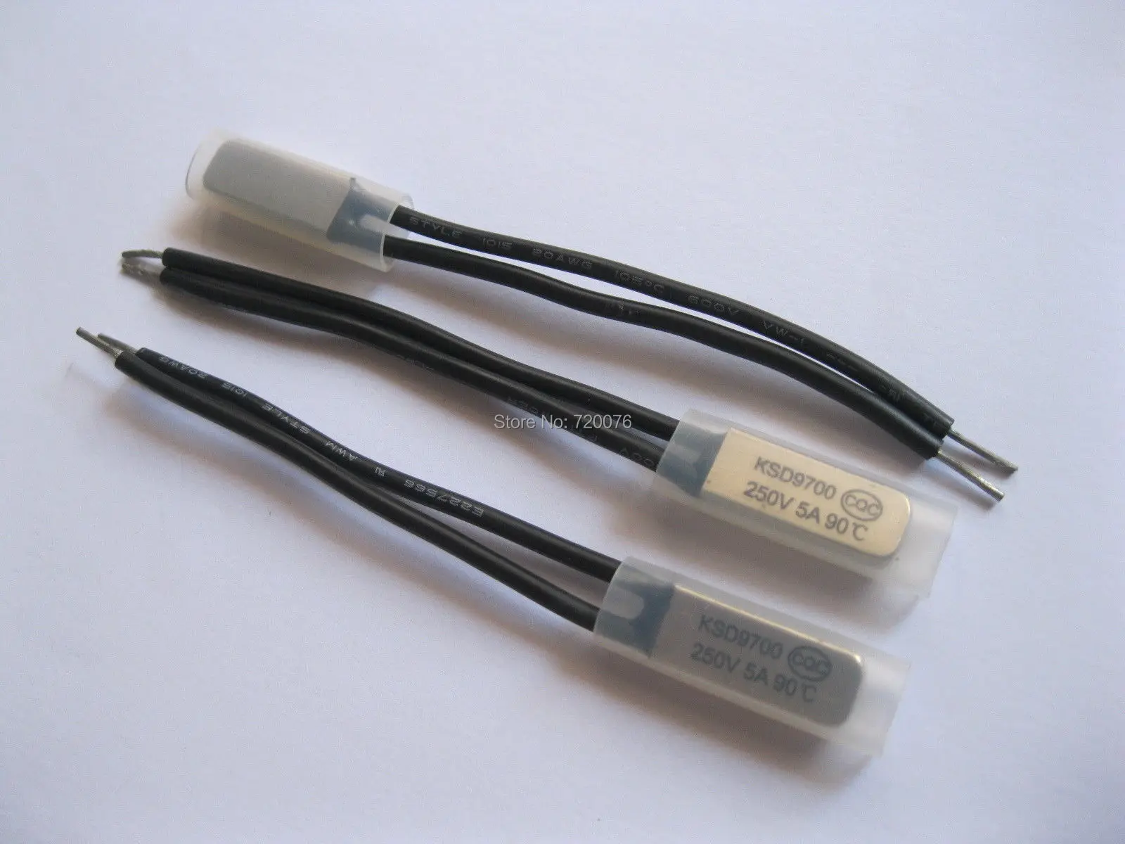

200 pcs KSD9700 Bimetal Temperature Switch 90 Degree NC Hot Sale Normal Close