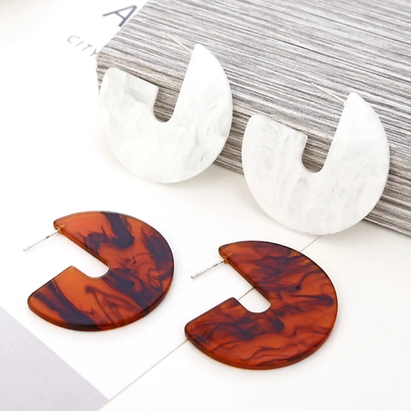 

Girl Tortoise Shell Acrylic Resin Earrings for Women Fashion Statement Jewelry Trendy Women