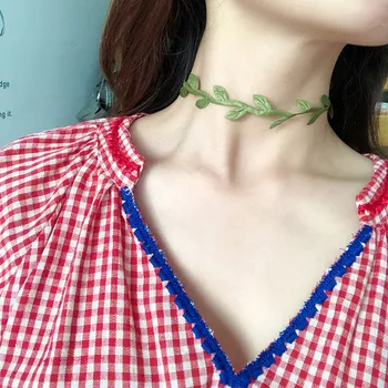 

Summer Green Vines Leaf Choker Necklace Women Simple Clavicle Chain Shining fashion Comfortable Cameo Drop