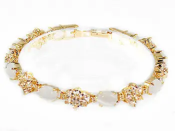 

charm 6*8mm white opal bracelet