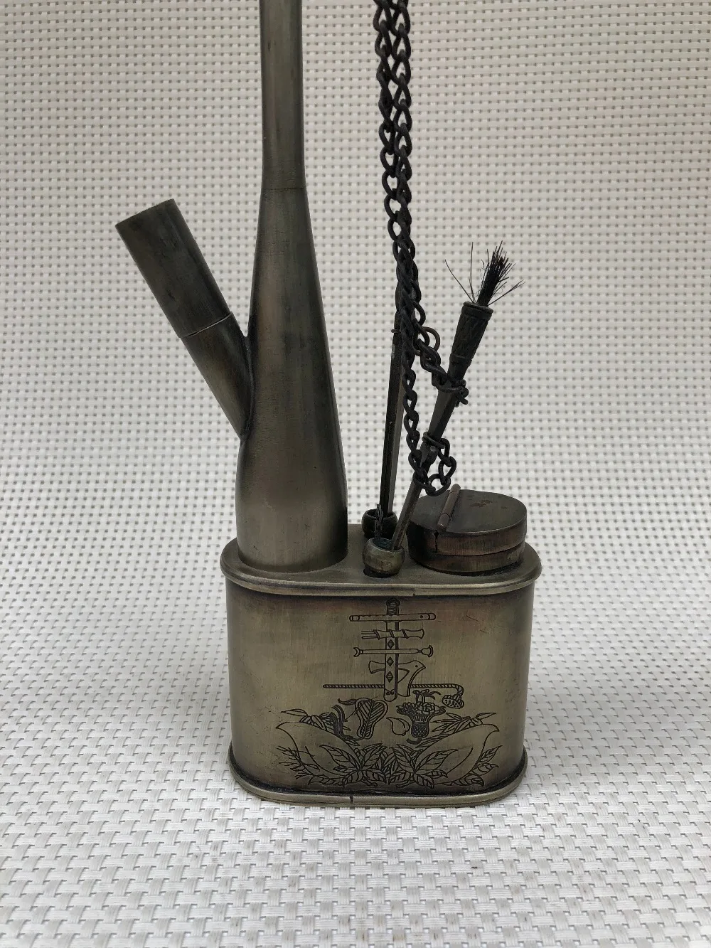 HTB1kICjbNUaBuNjt_iGq6xlkFXaD