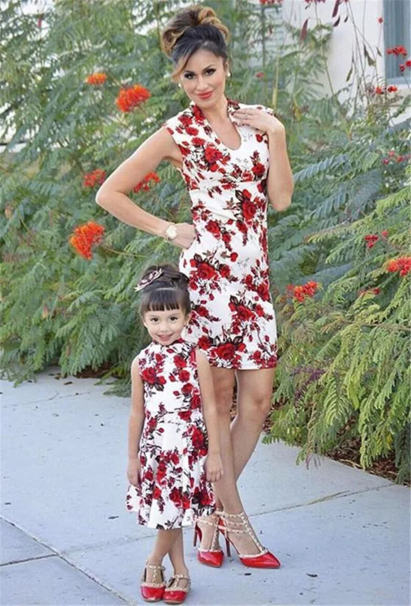 Mother Daughter Dresses Fashion Patchwork Floral Long Dress Mommy and me clothes vestido mae filha Family matching clothes H0461