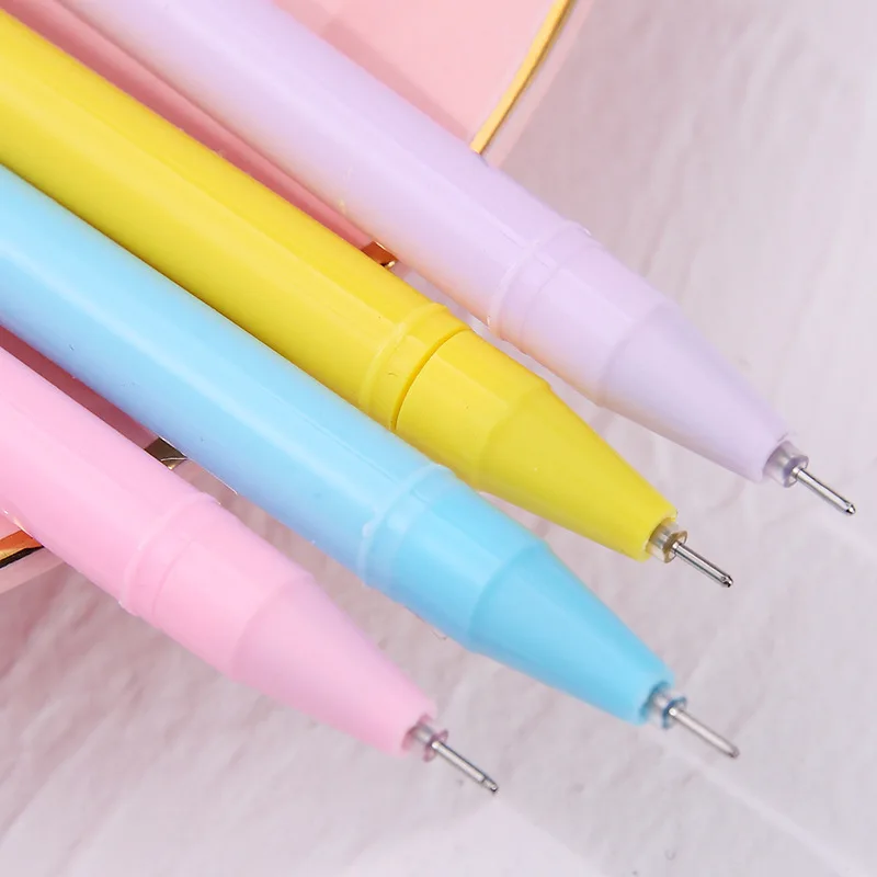 9889915643_1958777197