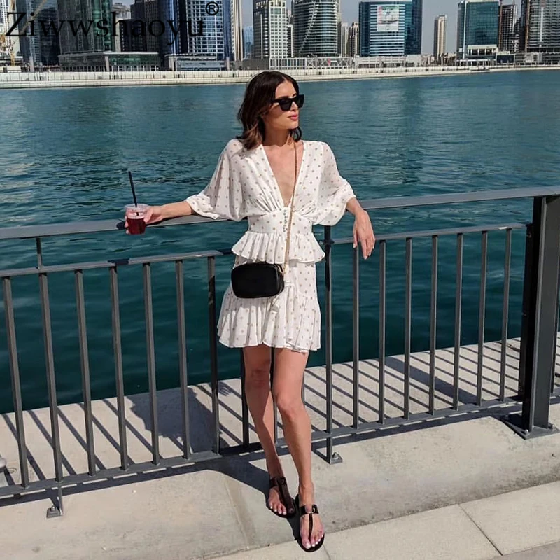 

Ziwwshaoyu Vacation Dot dresses V-Neck Ruffles Puff Sleeve Beach dress Spring and summer new women's