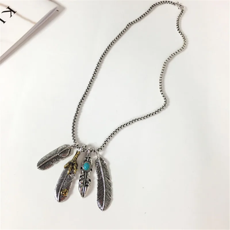 

2017 Men and Women's Gothic Style Jewelry Sydney Feather Necklace Engraved on The Leaves of Eagle Takahashi Goro Feather Pendant