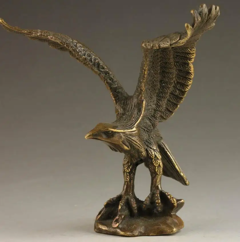 Superb Chinese Collectable Handmade Old Carving Vivid Bronze Statue Eagle 