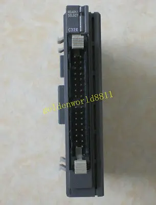 

DHL/EMS 2 LOTS KEYENCE Input/output module KZ-C32X good in condition for industry use -A1