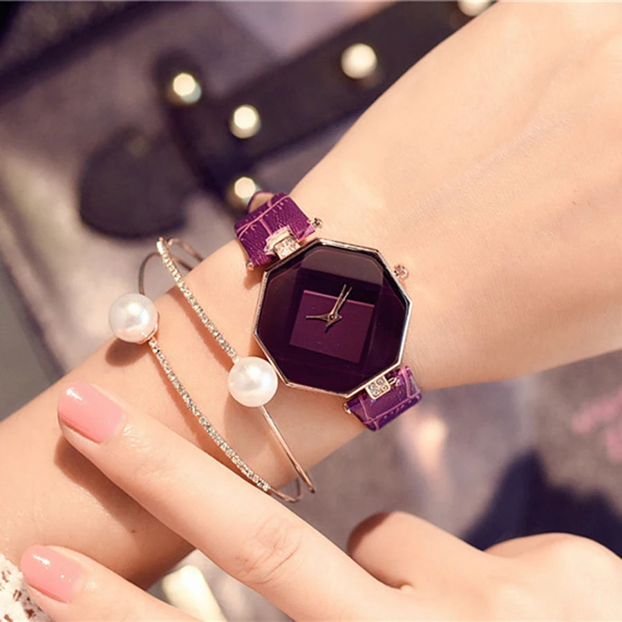 

2019 Fashion Women Watches Quartz Top Brand Luxury Famous Ladies Watch Waterproof Unique Elegant Woman's Wrist Watch Purple