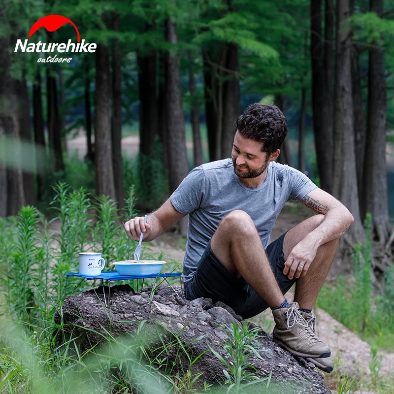 Baratos Naturehike al aire libre portátil de aleación de aluminio montañismo Camping barbacoa Mini Mesa