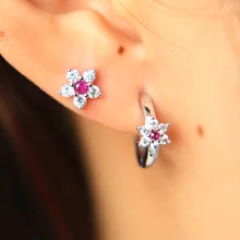 Весна Нежный потрясающий молодых подарки для девочек крошечные мини CZ цветок заклепки Золото Серебро Цвет Мода милый цветок серьги набор