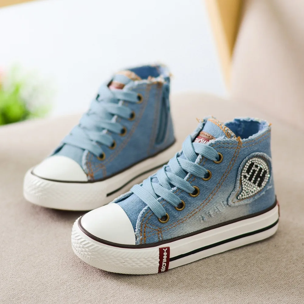 Boys fashion sneakers Free shipping on boys' shoes at bestsupsm5.cf Shop for shoes for boys from your favorite brands. Totally free shipping and returns.