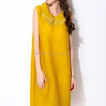 Однотонная модная футболка без рукавов с отделкой бисером