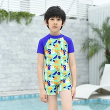 Boys Print swimwear one piece suits with swimming cap short sleeve swimsuit infant children 2018 new Kids 1-9 Year bathing suit Boys Print swimwear one piece suits with swimming cap short sleeve swimsuit infant children 2018 new Kids 1-9 Year bathing suit
