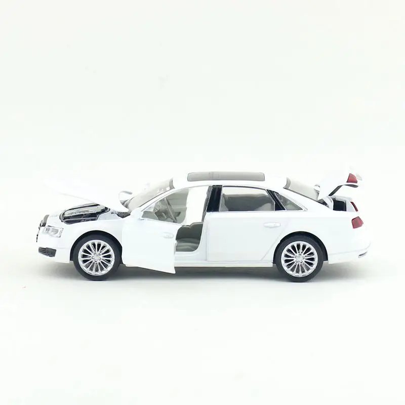 Audi A8 (5)